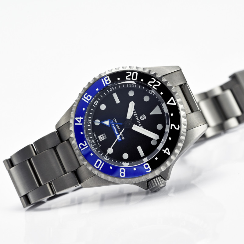Steinhart Ocean One Titanium 500 GMT premium Ceramic Automatic Men\'s Watch 103-0662 Batman