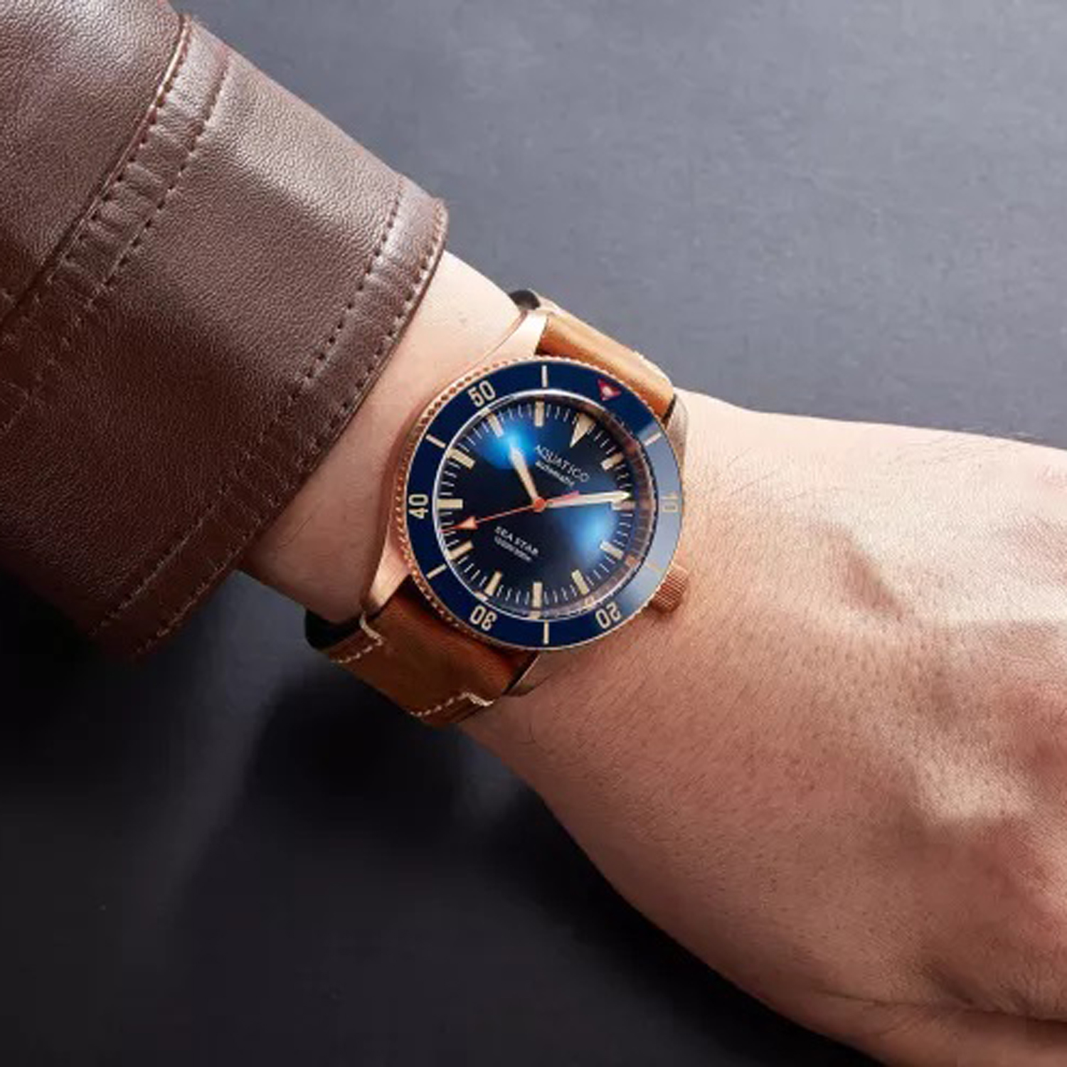 Aquatico Bronze Sea Star Automatic Men's Watch Blue Dial / Blue Bezel