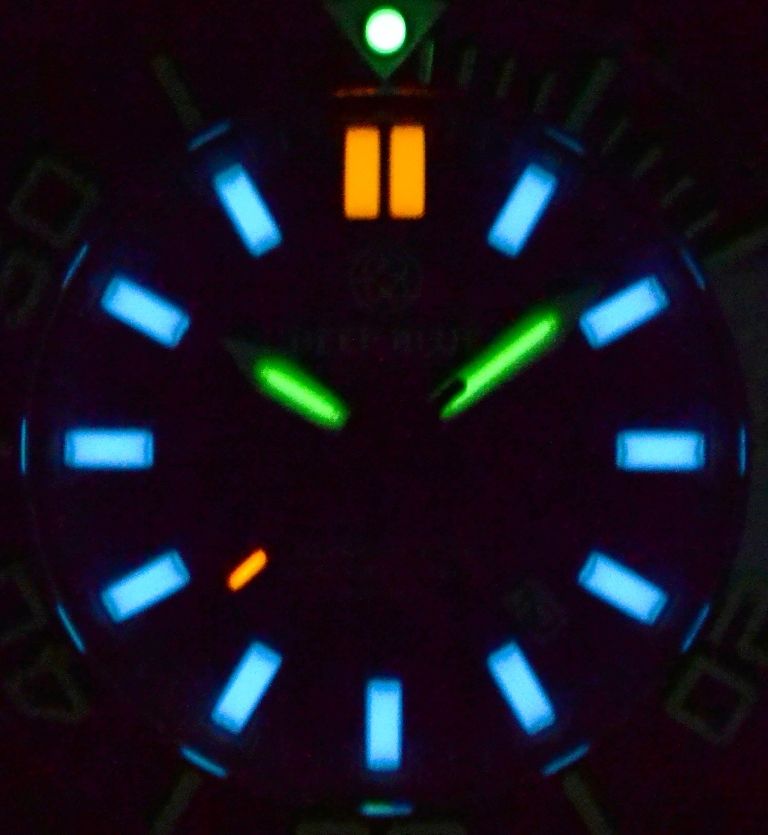 Deep Blue DayNight T-100 Commander Automatic Men's Diver Watch Blue-Red Bezel/Blue Dial