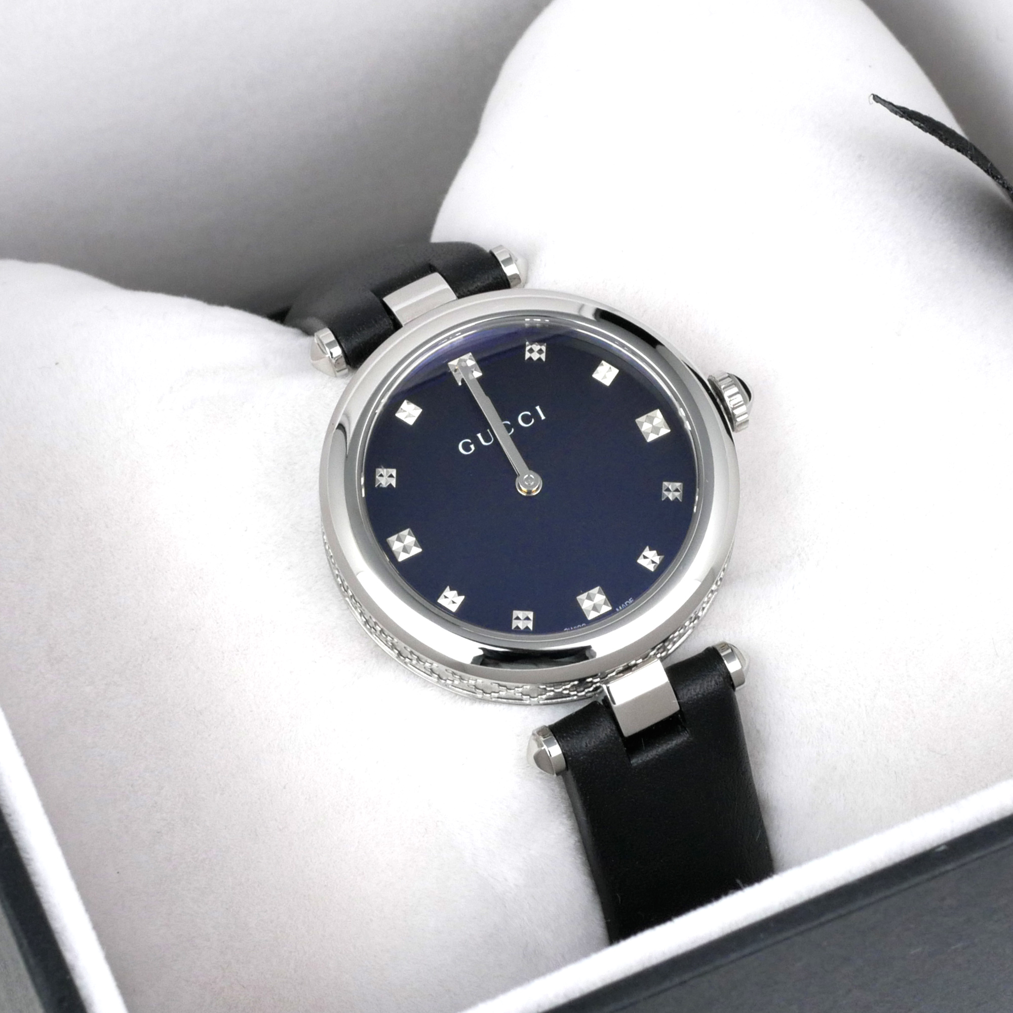 GUCCI Diamantissima Black Dial Ladies Luxury Swiss Designer Watch YA141403