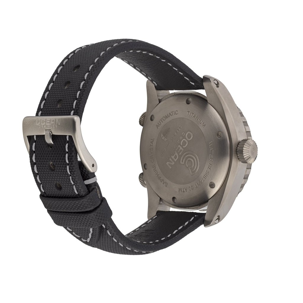 Ocean Crawler Navigator Diver Men's Watch 45mm Green Dial