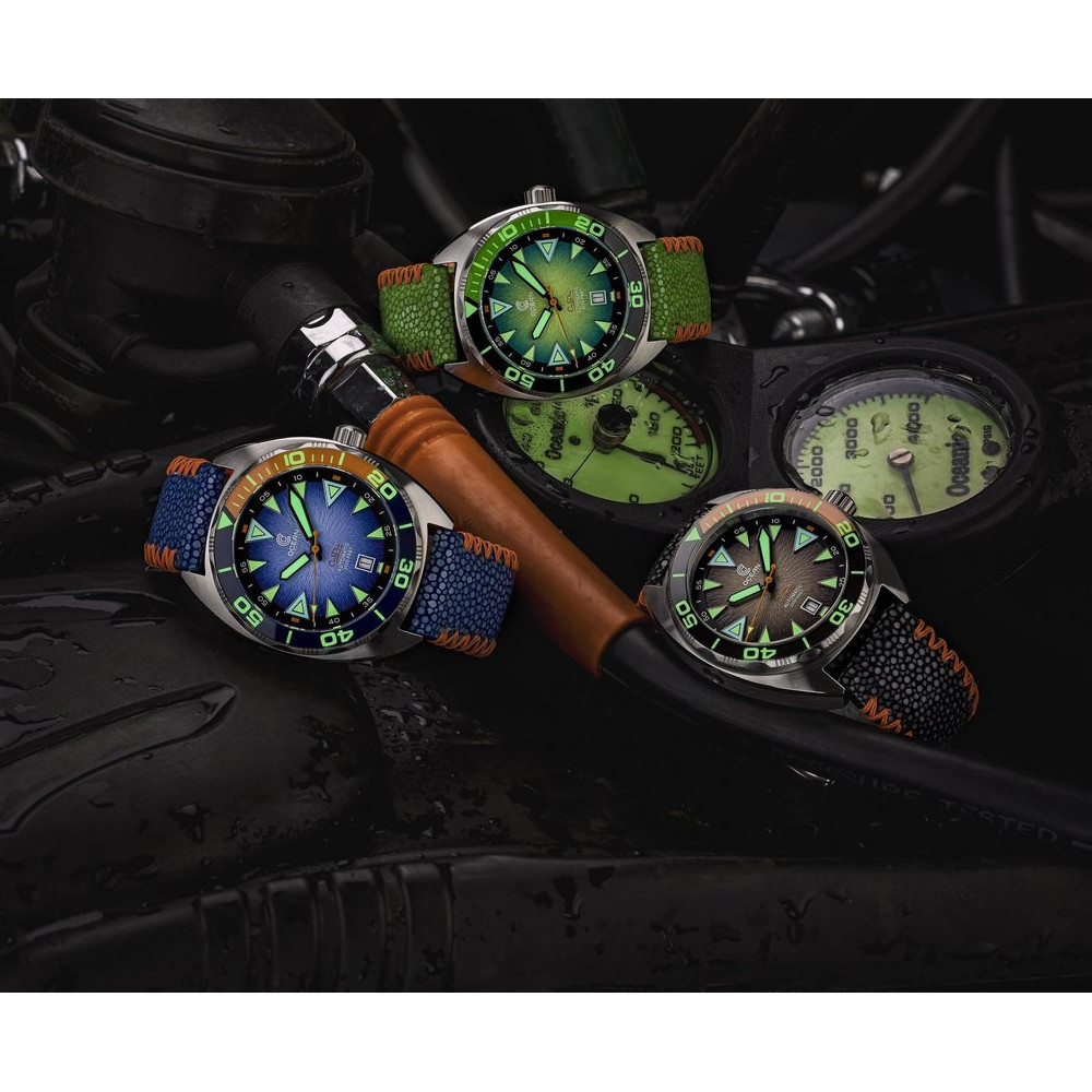 Ocean Crawler Core Automatic Diver Men's Watch 44mm Black-Orange Bezel/Black-Brown Dial Stingray Strap
