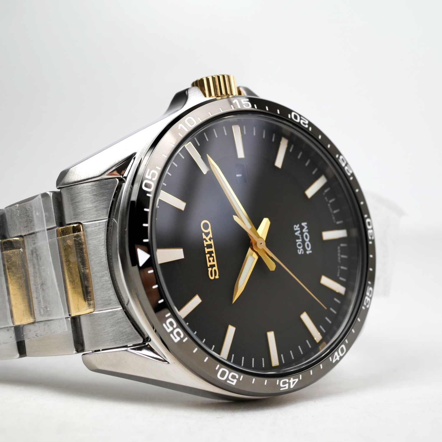 Seiko Solar Powered Men's Watch Two-Tone Stainless Steel Bracelet / Black Dial SNE485