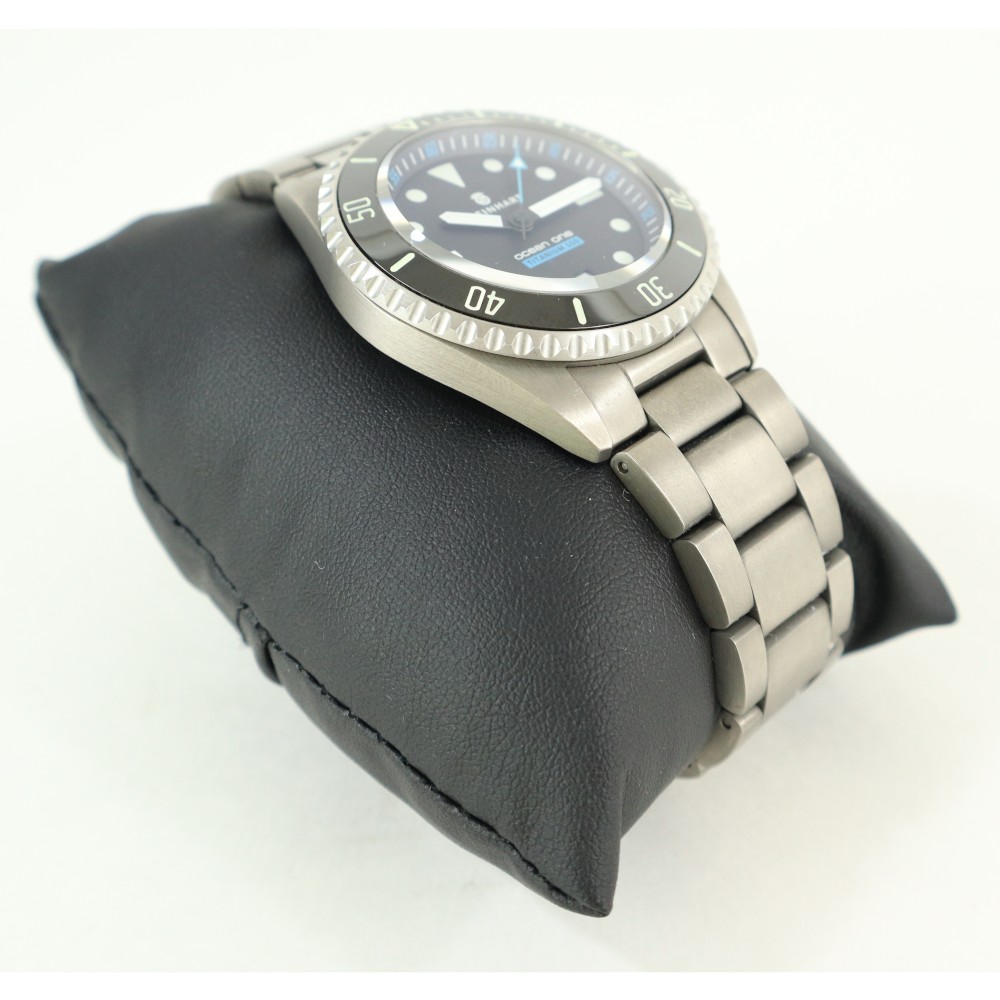 Steinhart Ocean Titanium 500 Premium 42mm Swiss Automatic Diver Men's Watch 106-0505