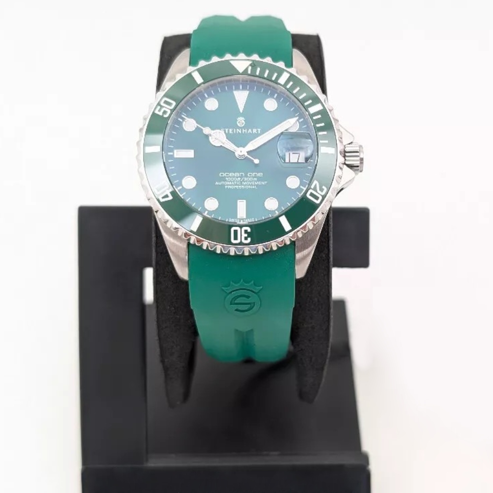 Steinhart Ocean 39 DOUBLE-GREEN Automatic Swiss Diver Watch Silicone 103-1065