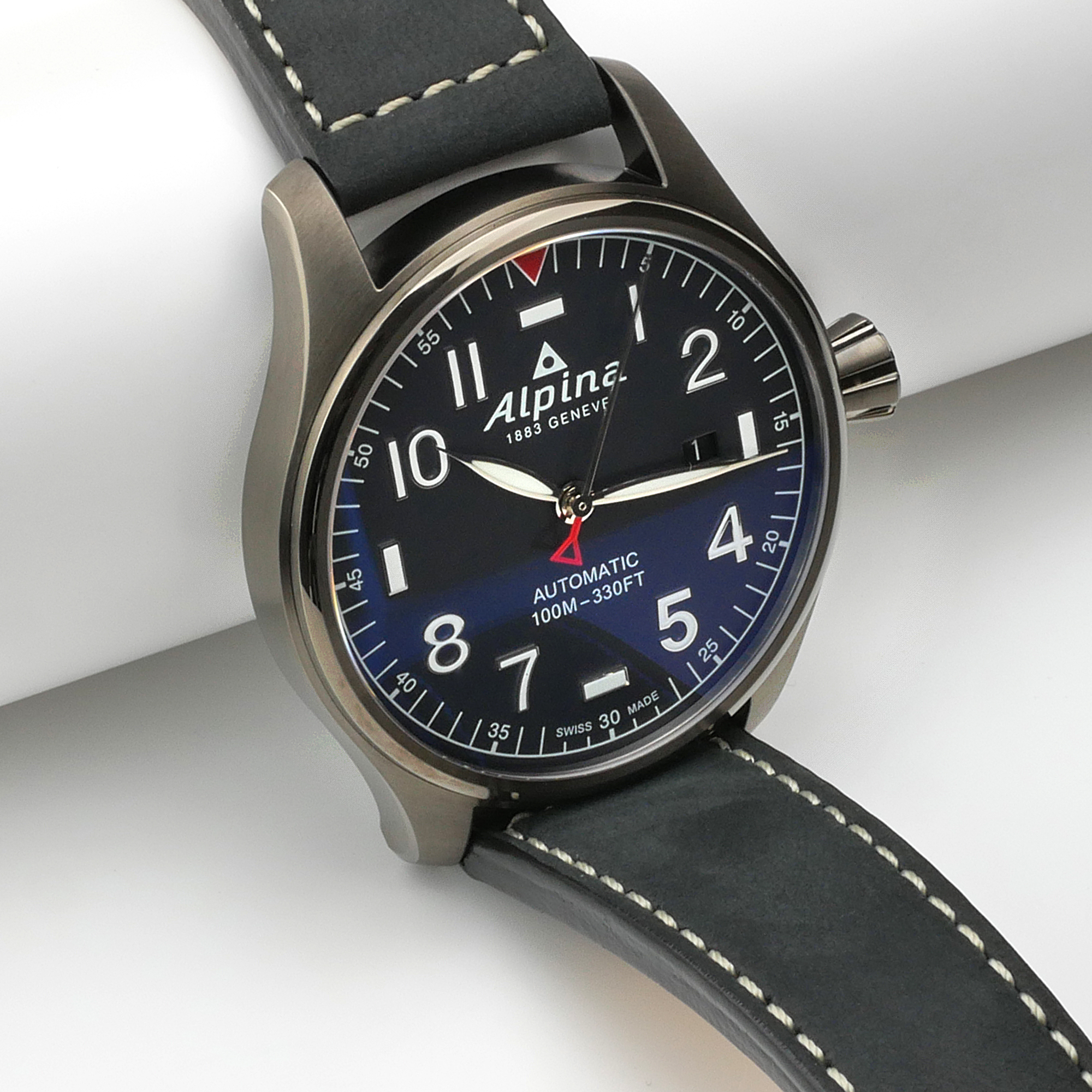 Alpina Startimer Pilot Automatic Men's Watch Dark Blue Dial / Black Leather AL-525NN4TS6 - Limited Edition