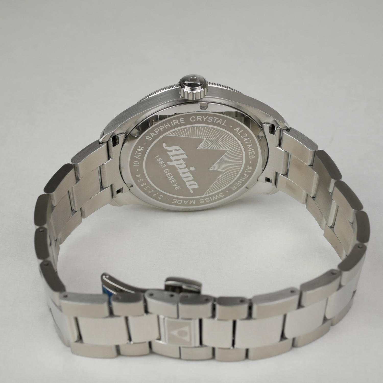 Alpina 1883 Geneve Alpiner GMT Dark Grey / Bracelet Men's Watch AL-247GB4E6B