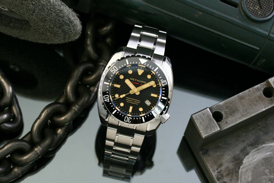 Nethuns Lava II Steel Automatic Men's Diver Watch 44mm Black Dial LS251