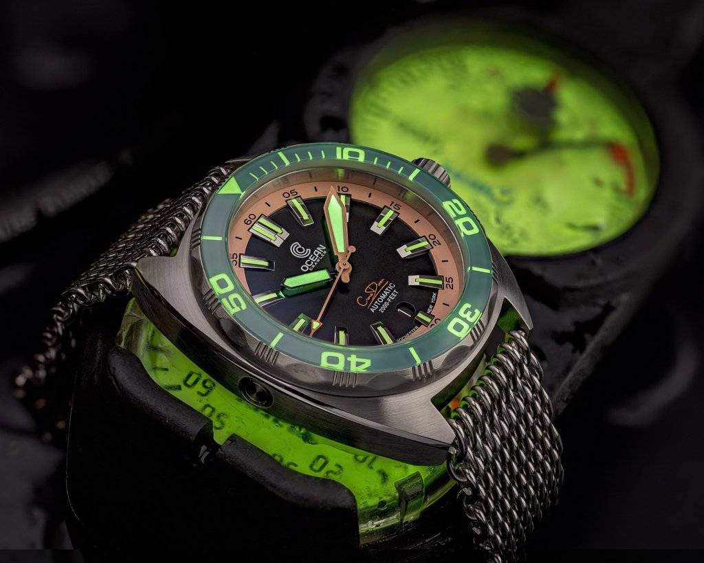 Ocean Crawler Core v3 Diver Men's Watch 44mm Aqua/Salmon Bezel