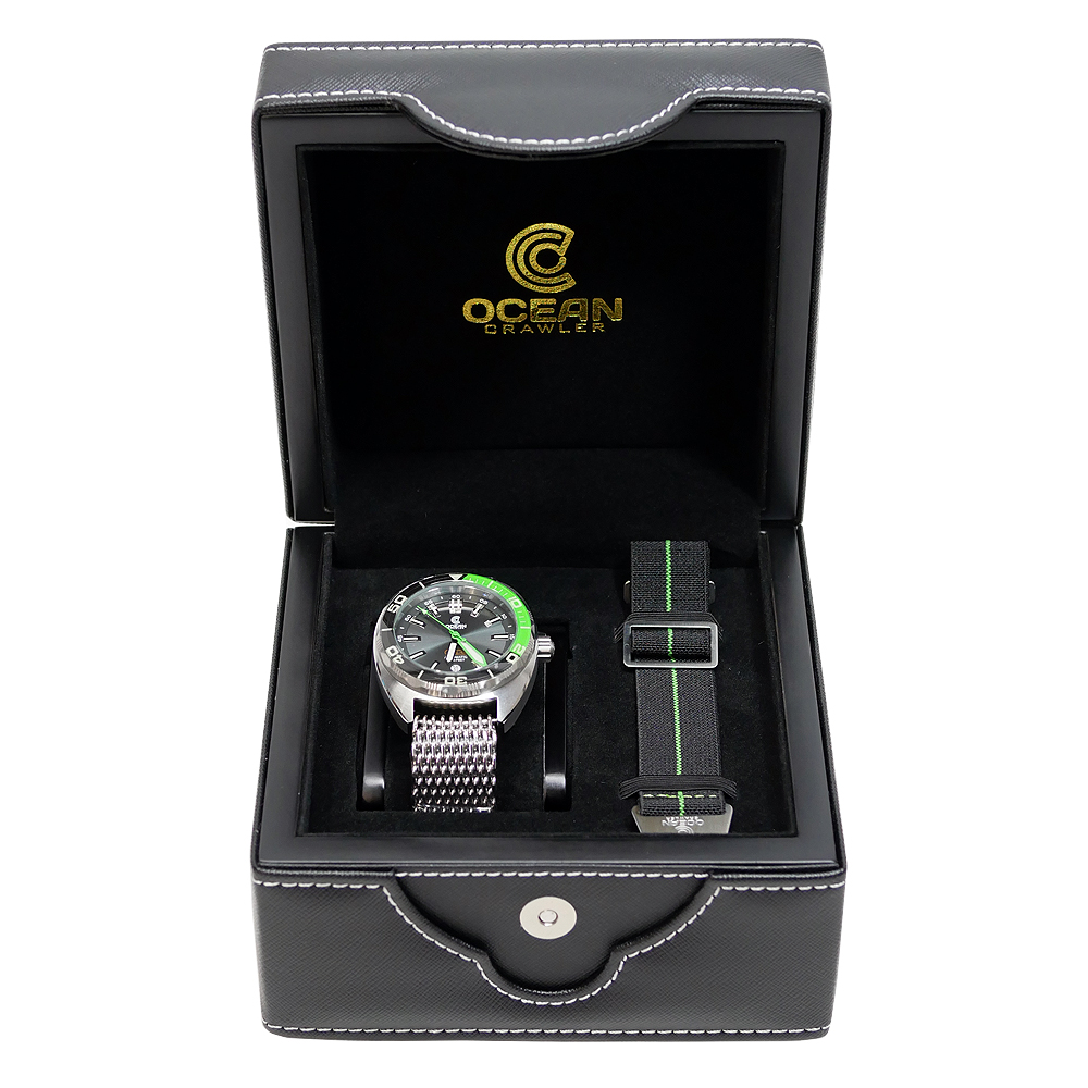 Ocean Crawler Core v3 Automatic Diver Men's Watch 44mm Green-Black Bezel/Black Dial