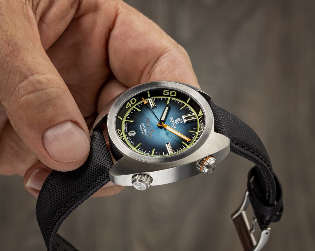 Ocean Crawler Great Lakes V2 Diver Men's Watch 39.7mm Blue Dial